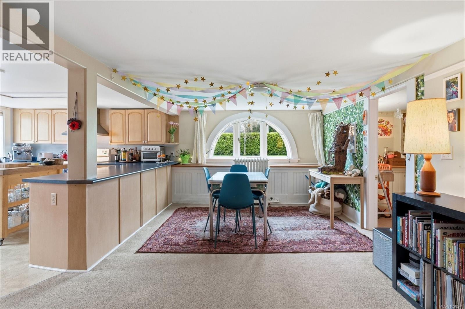 2130 Central Ave, Oak Bay