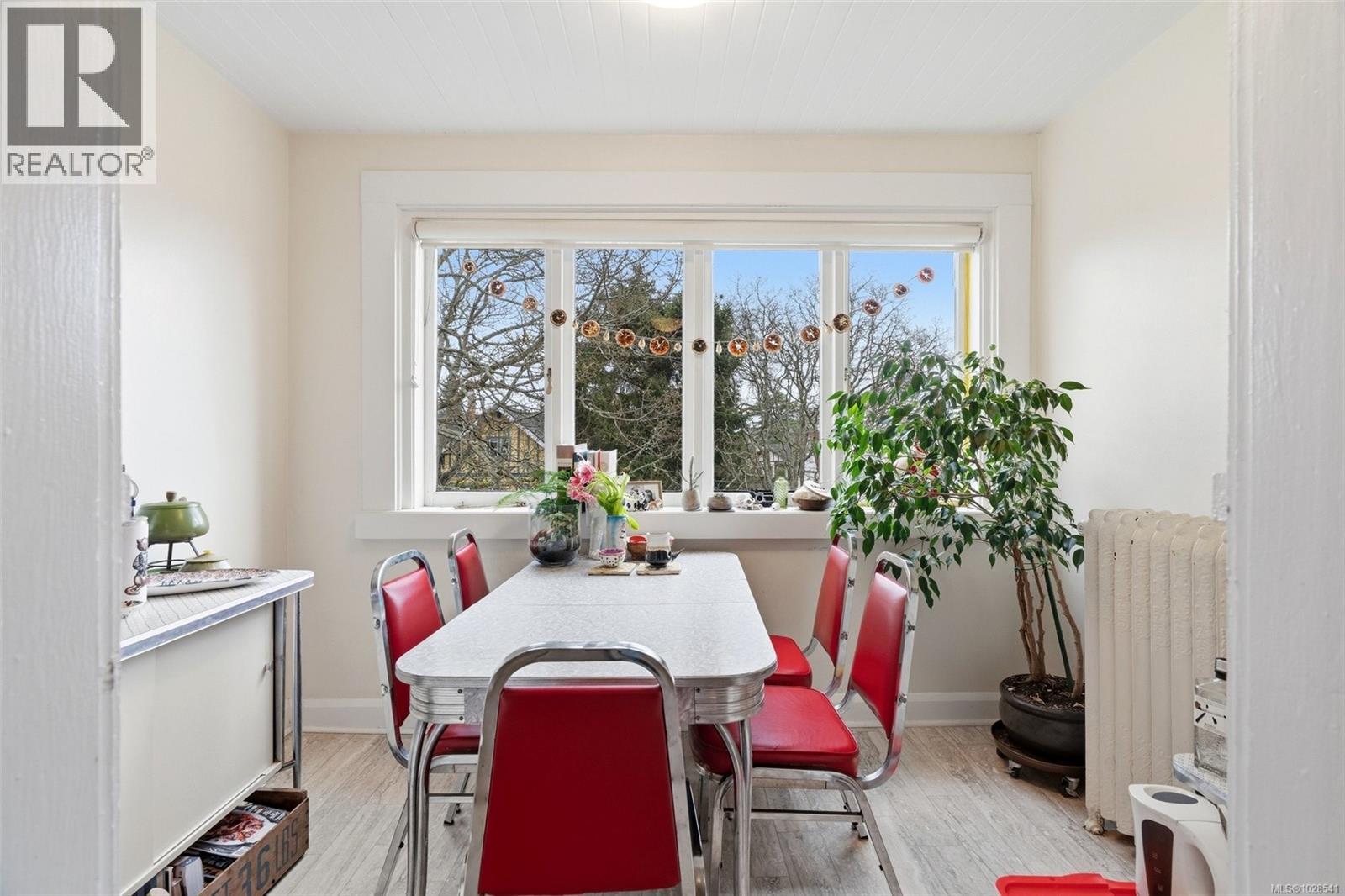 2130 Central Ave, Oak Bay