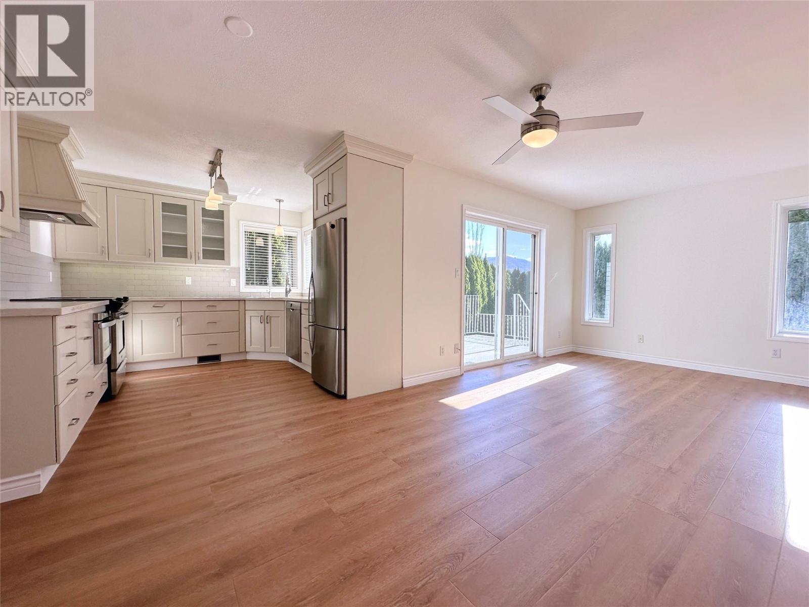 12 HEATHER Place, Osoyoos