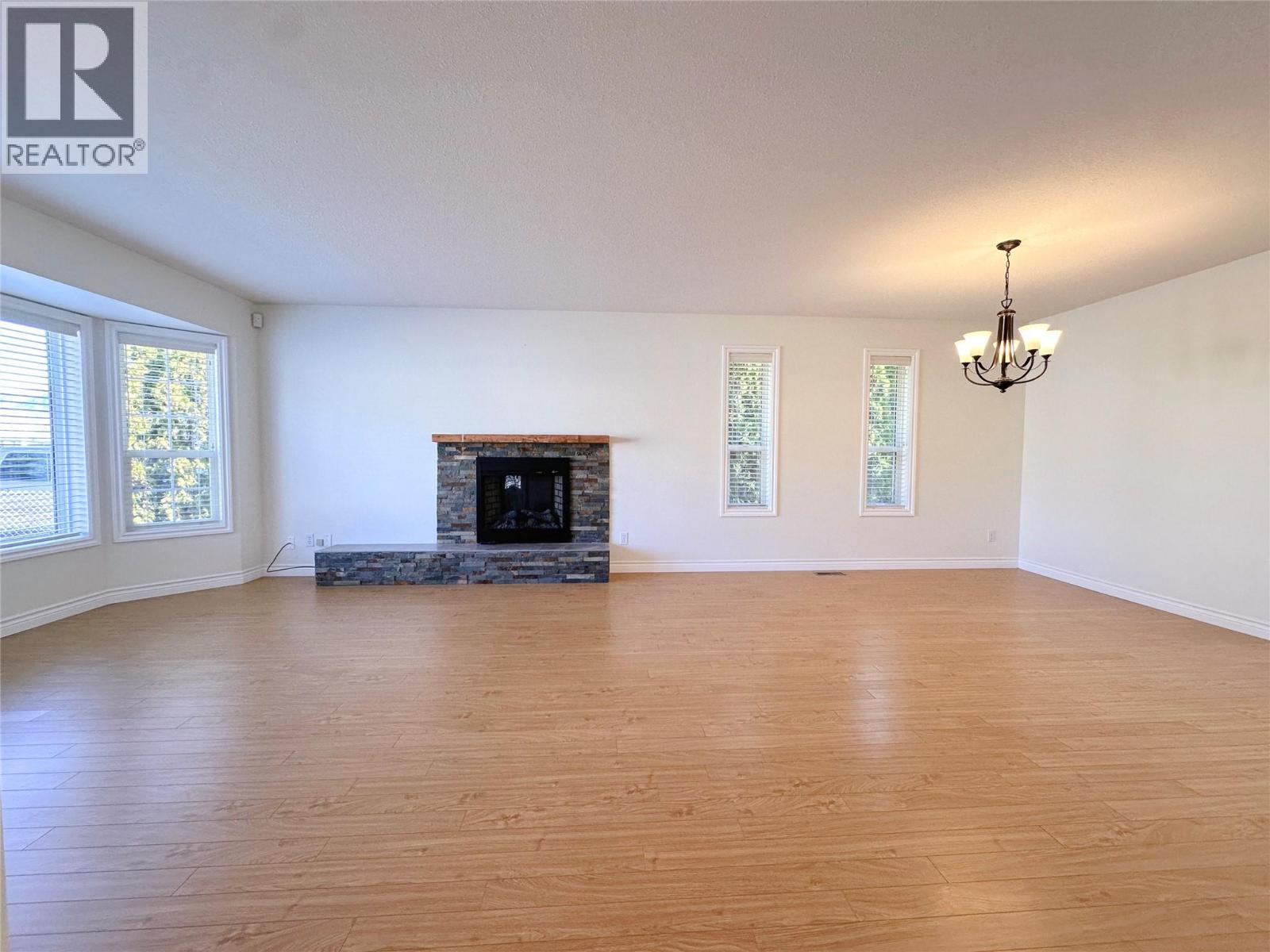 12 HEATHER Place, Osoyoos