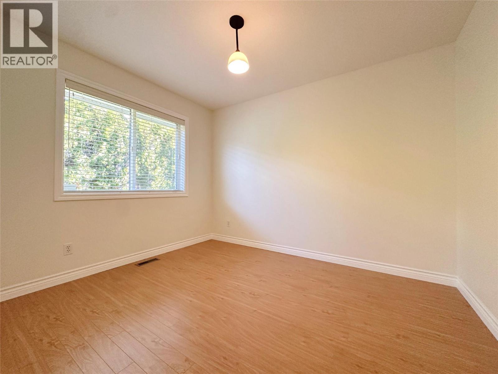 12 HEATHER Place, Osoyoos