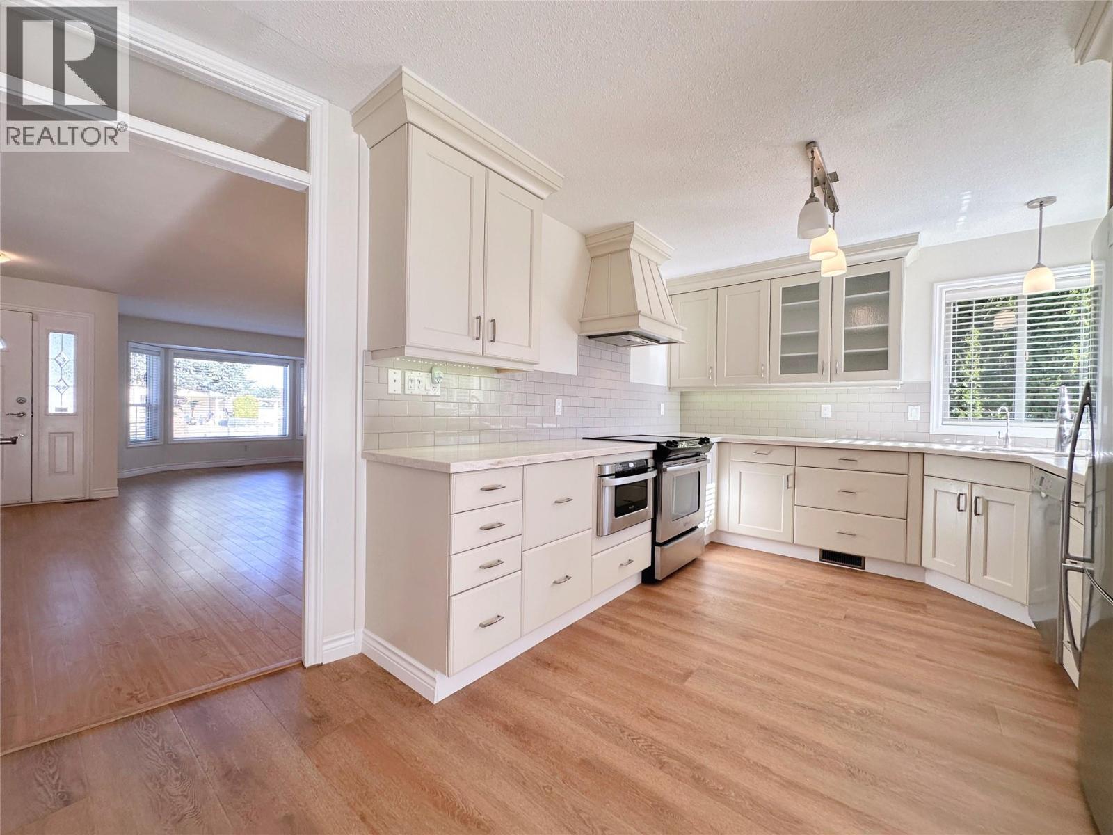 12 HEATHER Place, Osoyoos