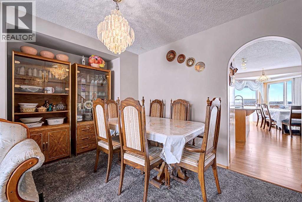 Single Family House for Sale in  Coral Springs Place NE Coral Springs Calgary 