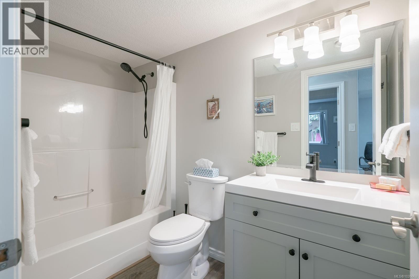 6441 LASALLE RD - 37