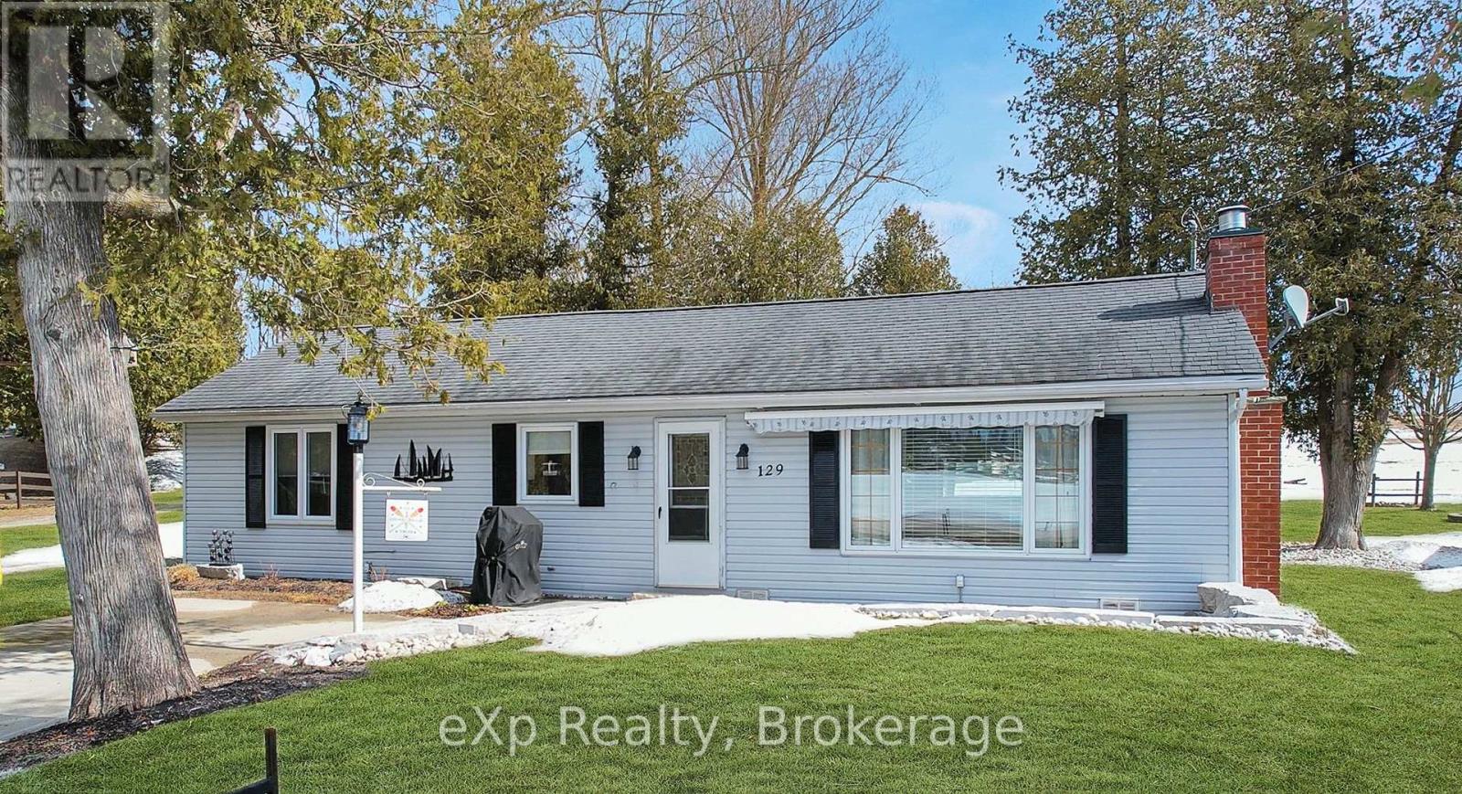129 LAKE ROSALIND ROAD 1 - 1