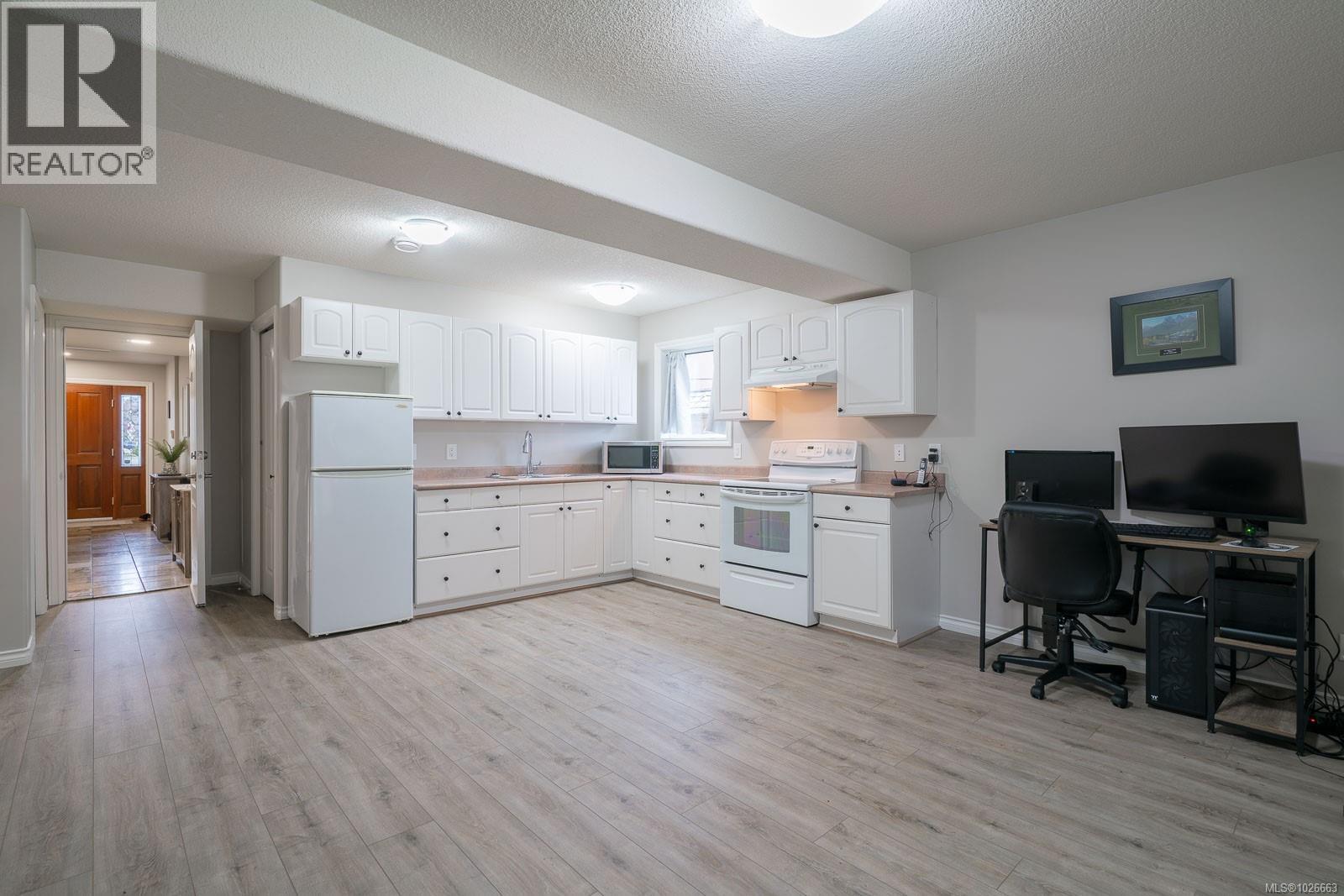 6441 Lasalle Rd - 33