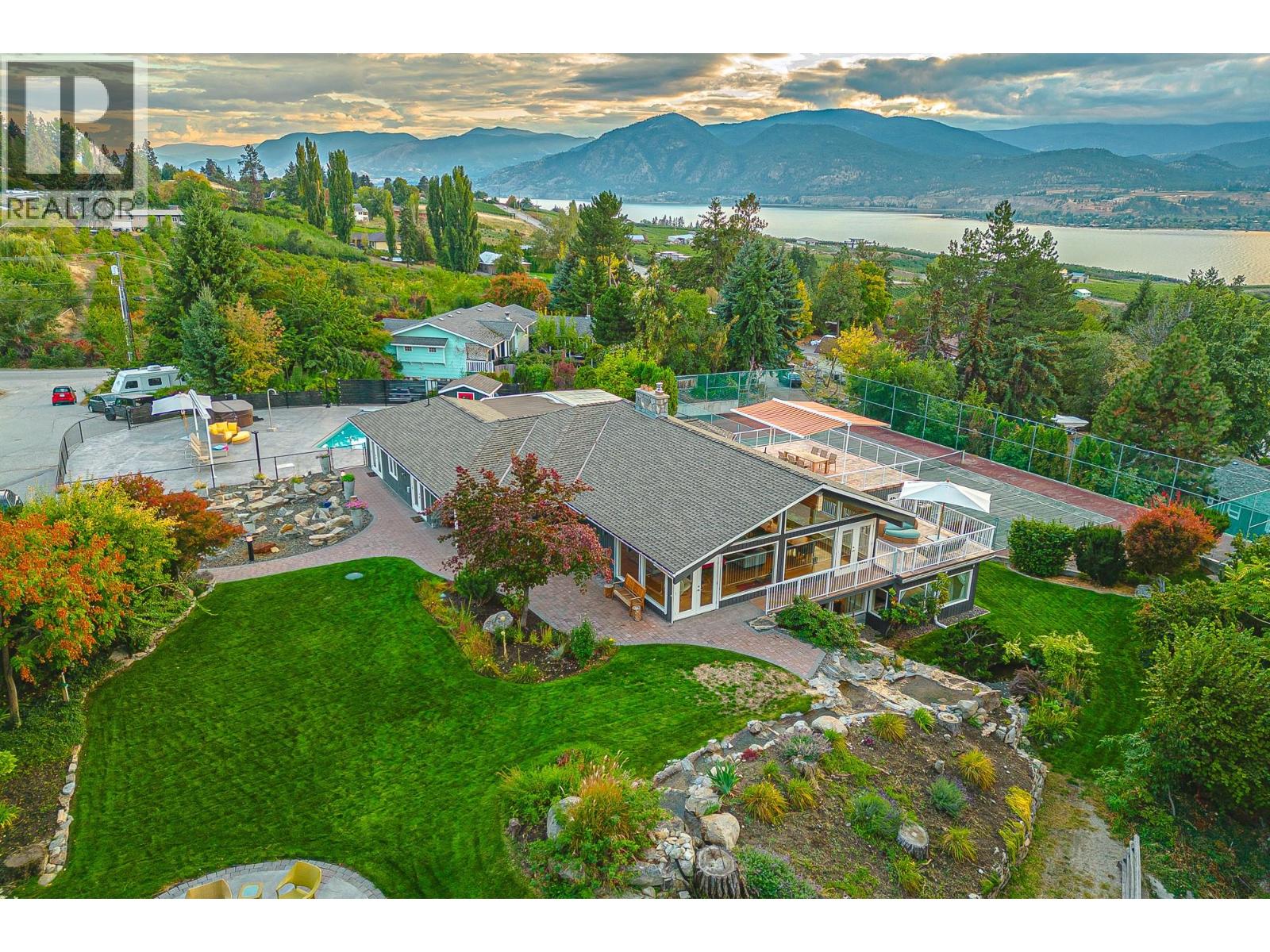 3029 Spruce Drive, Naramata