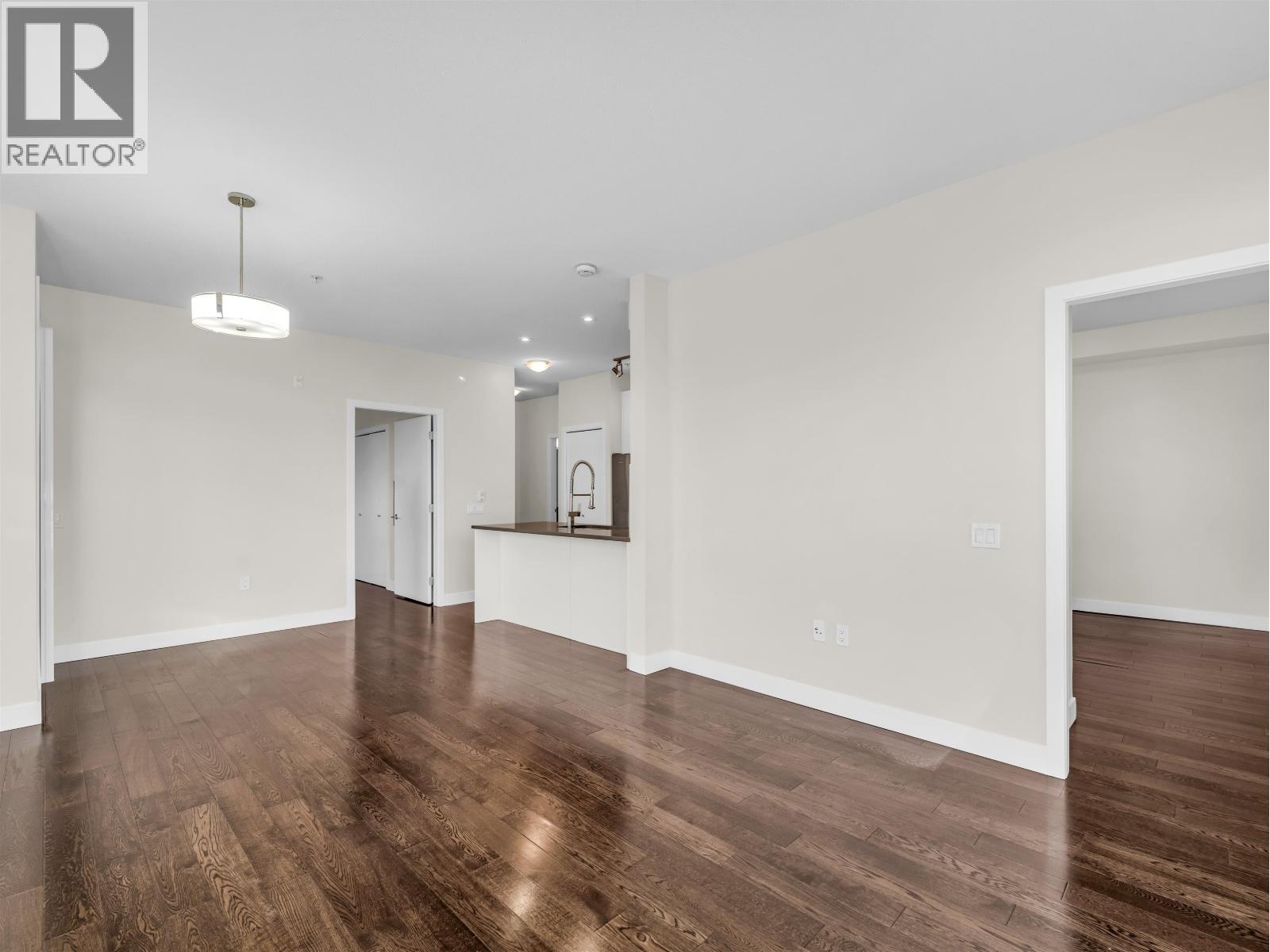 205 12409 HARRIS ROAD, Pitt Meadows