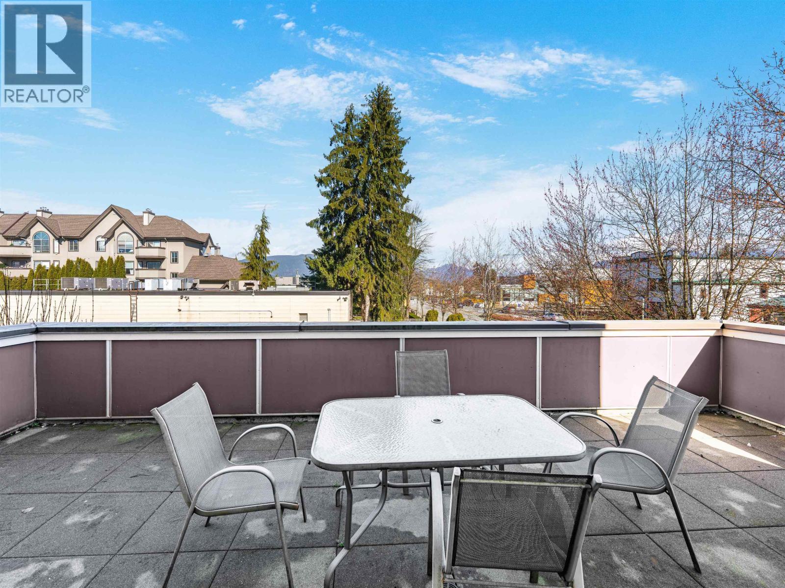 205 12409 HARRIS ROAD, Pitt Meadows
