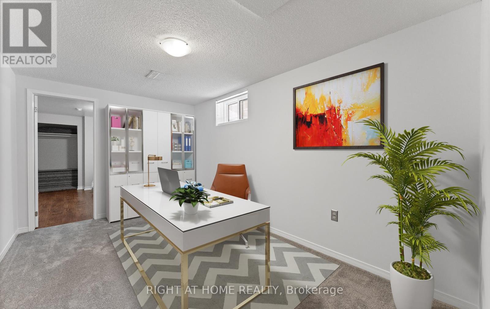 Single Family House Bungalow for Sale in  FERGUSON DRIVE Barrie (Northwest) 