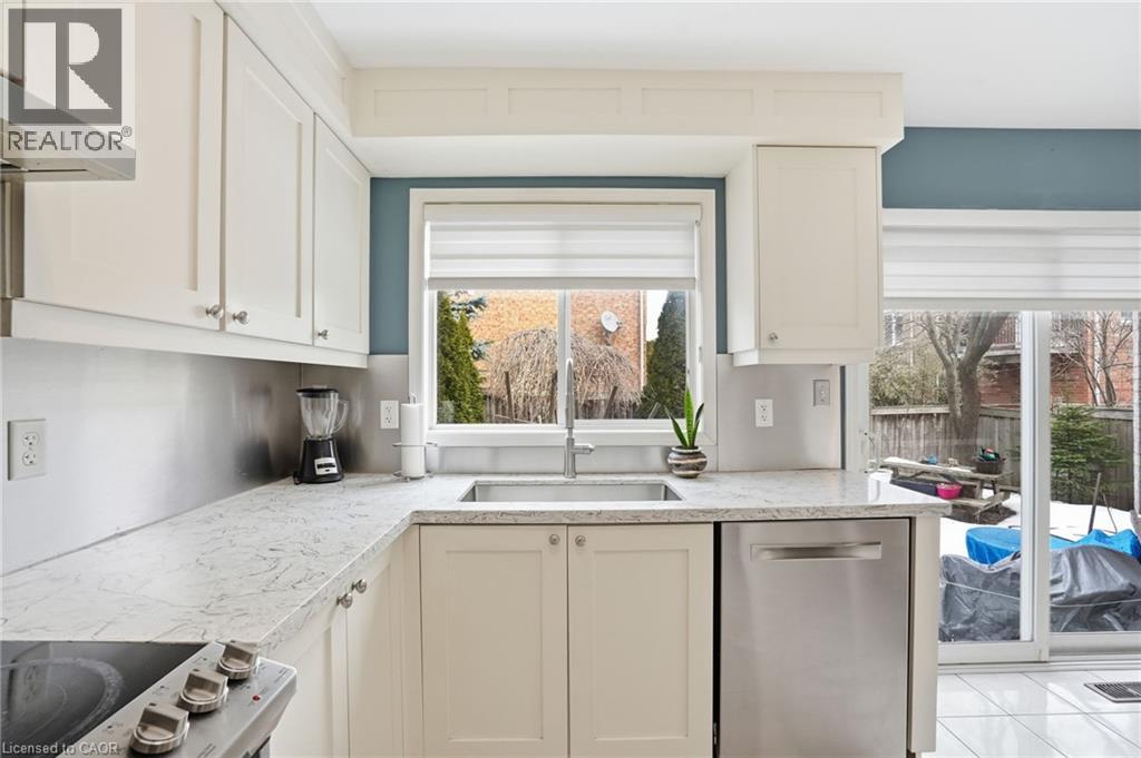 2505 VALLEYRIDGE Drive - 17