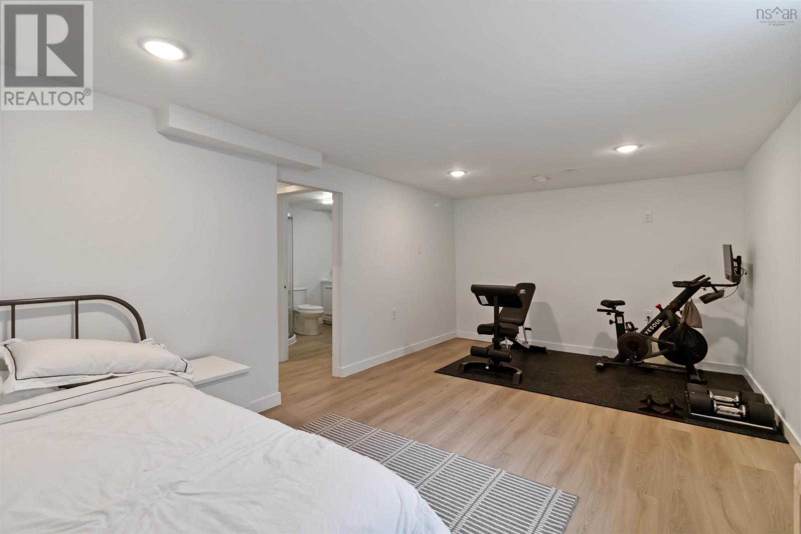 Property 33 of 42 of 34 Chelsea Lane