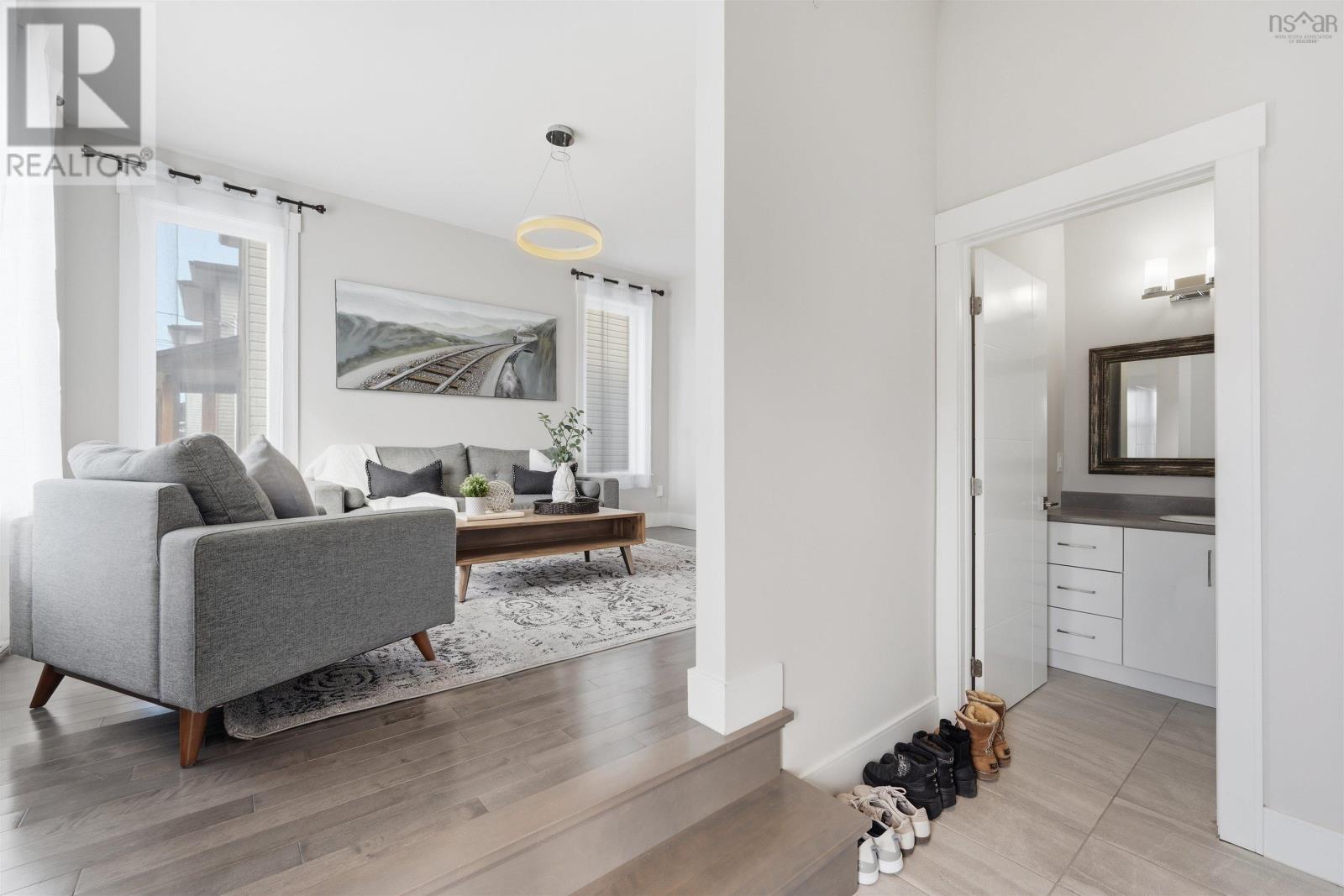 Property 3 of 47 of 120 Mica Crescent