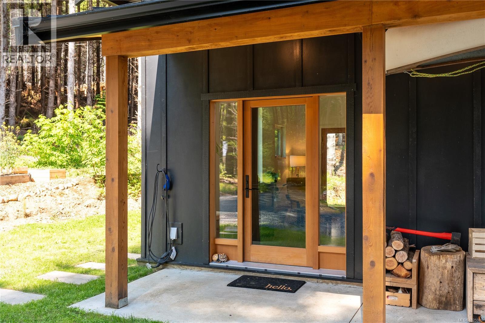 3861 Trailhead Dr, Sooke