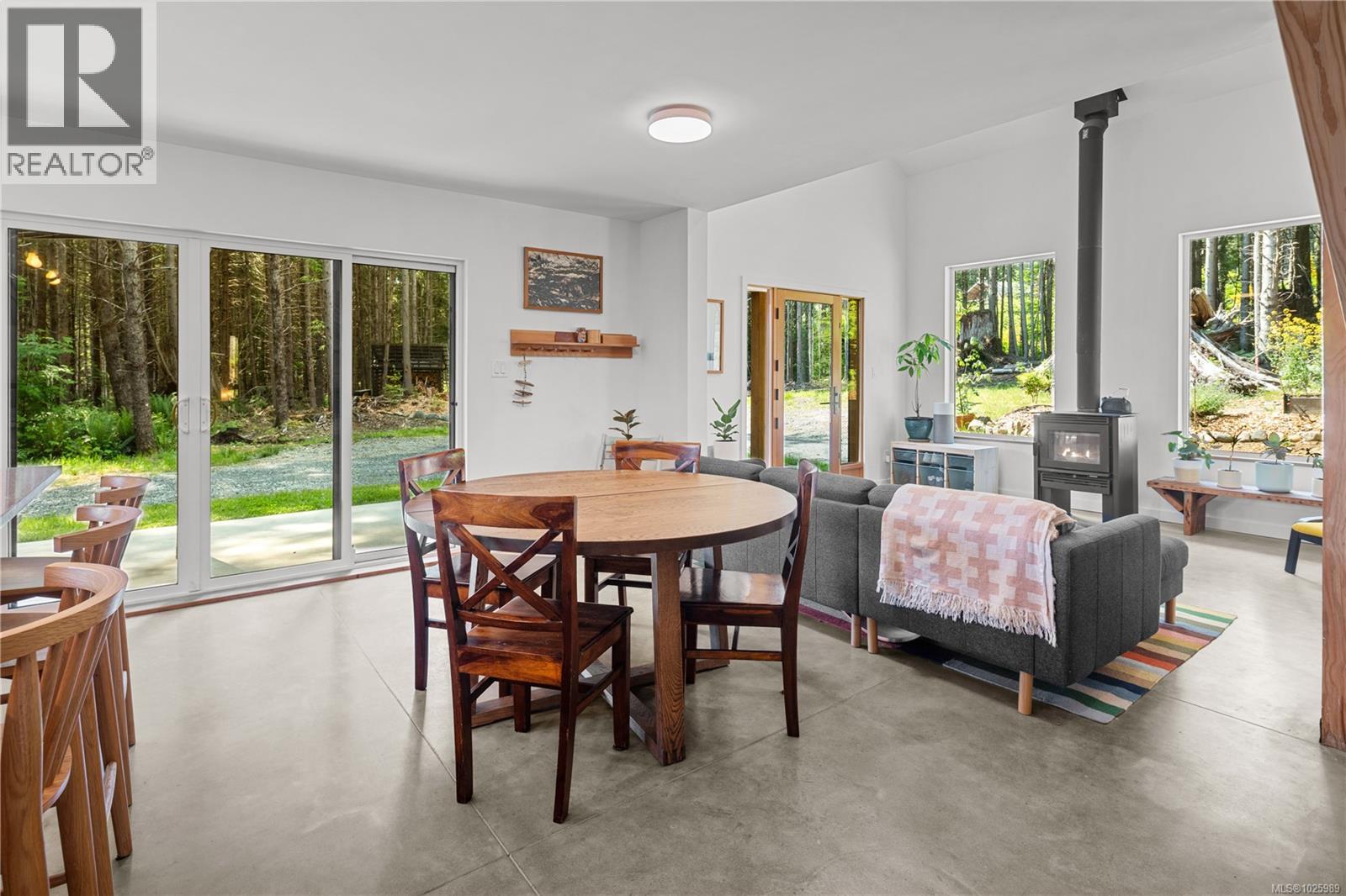 3861 Trailhead Dr, Sooke