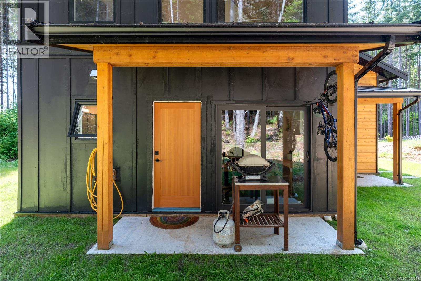 3861 Trailhead Dr, Sooke