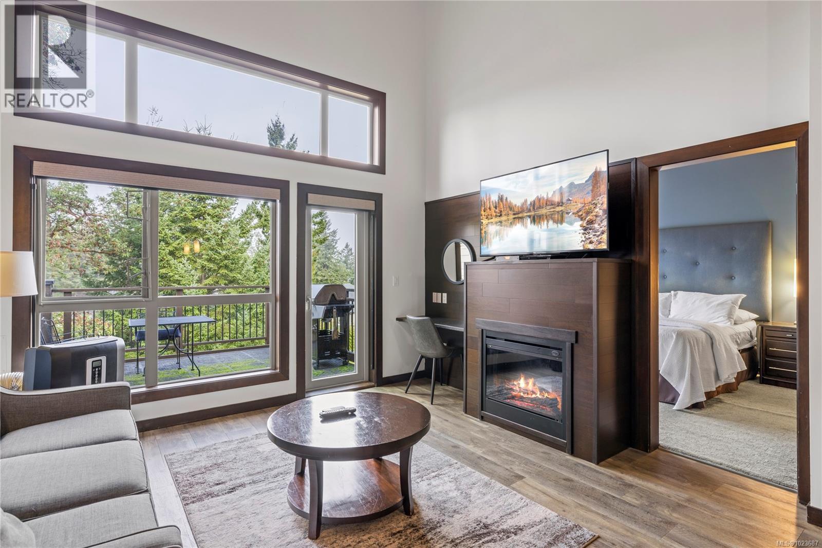 242 1175 Resort Dr, Parksville