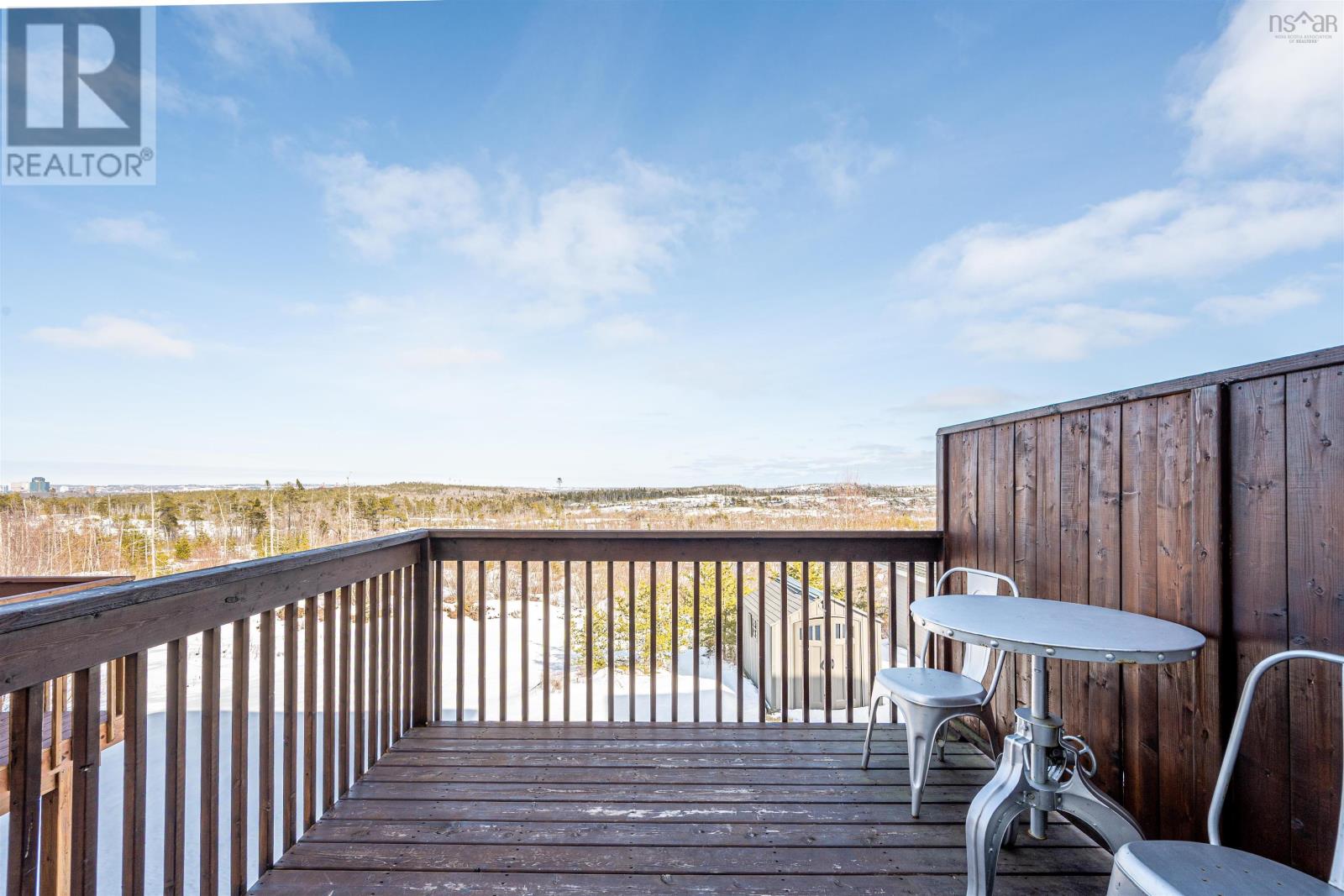 Property 36 of 47 of 120 Mica Crescent