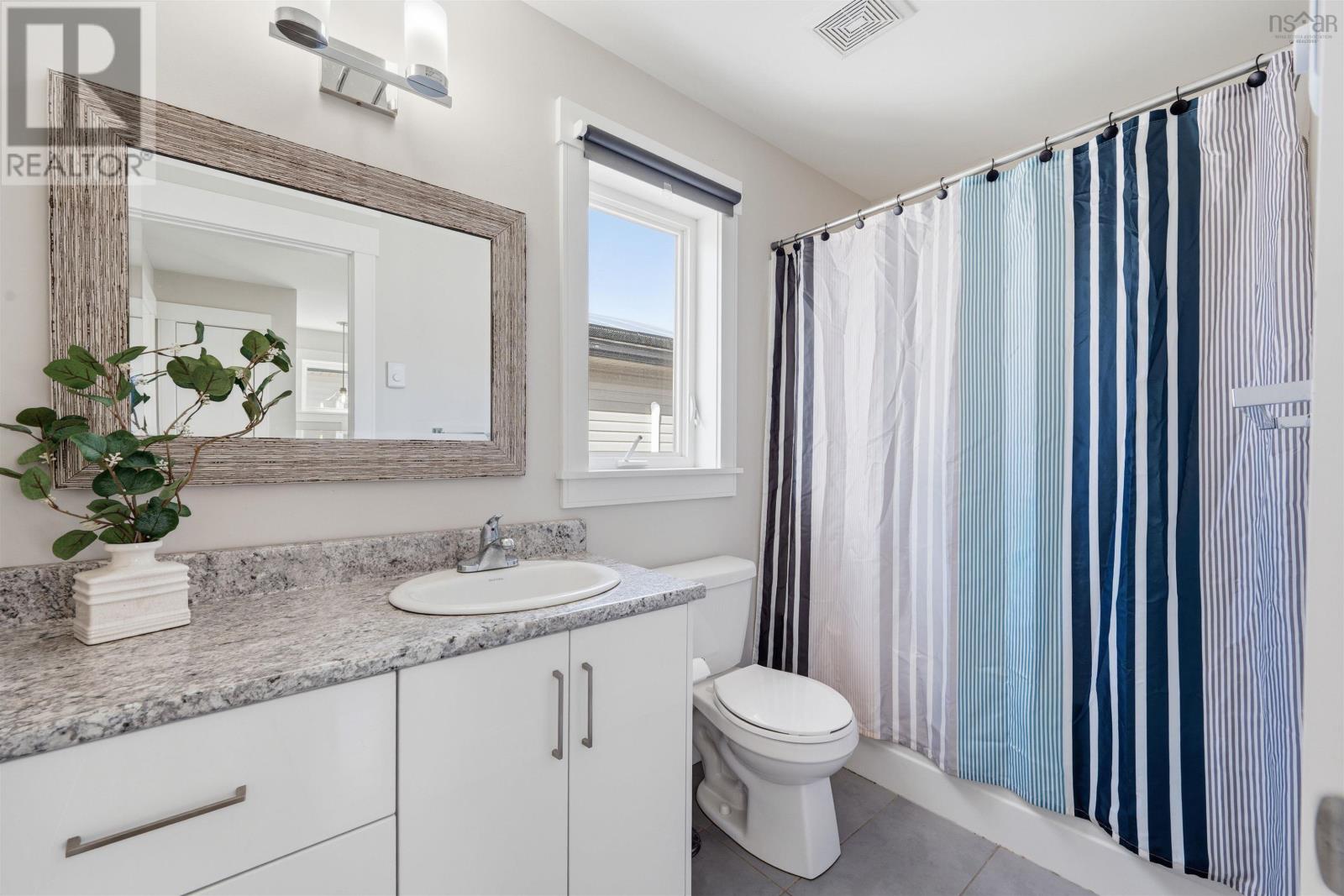 Property 23 of 47 of 120 Mica Crescent