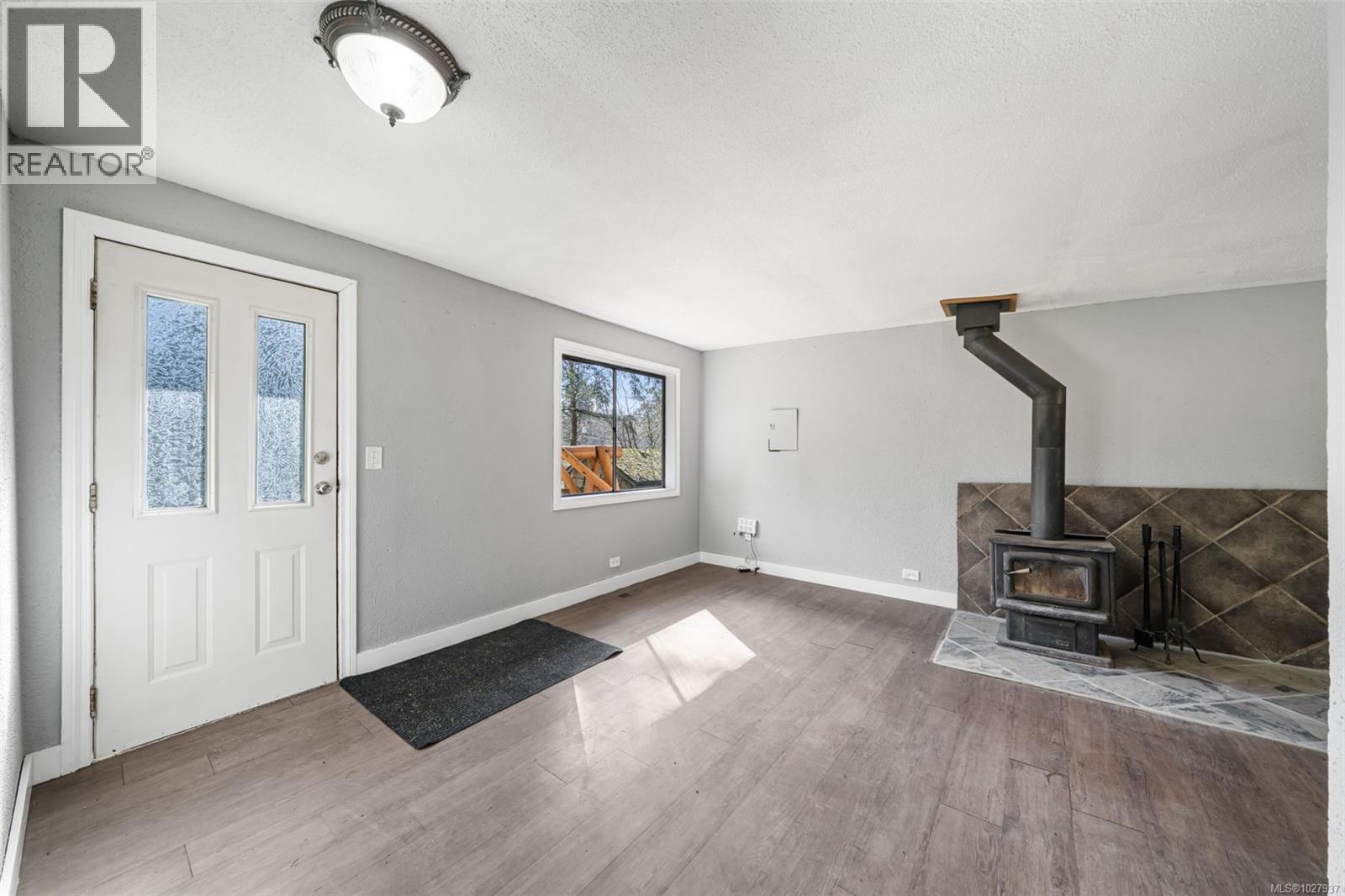 7770 Hemlock Rd, Sooke