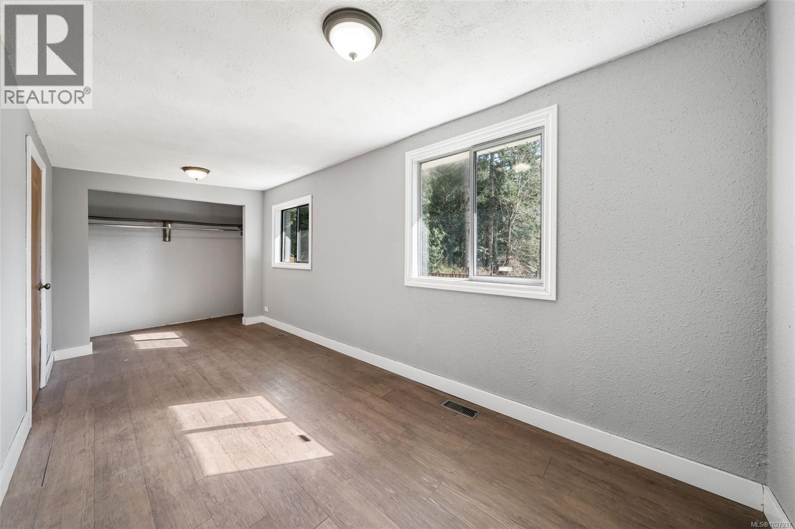 7770 Hemlock Rd, Sooke