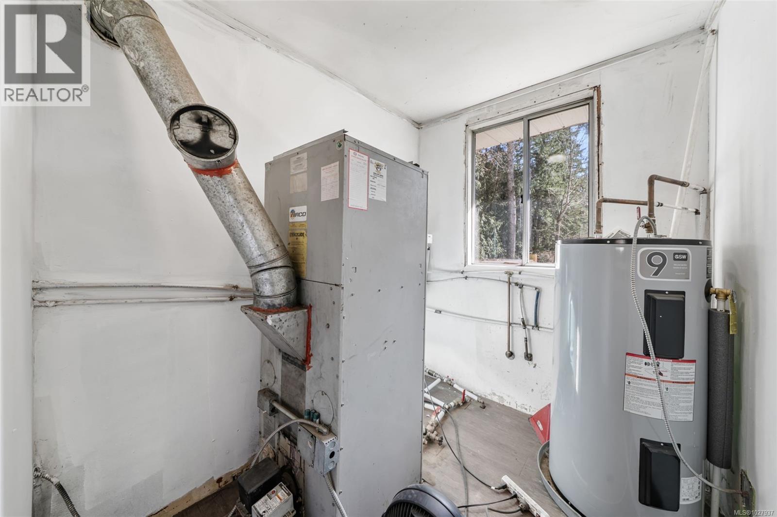 7770 Hemlock Rd, Sooke