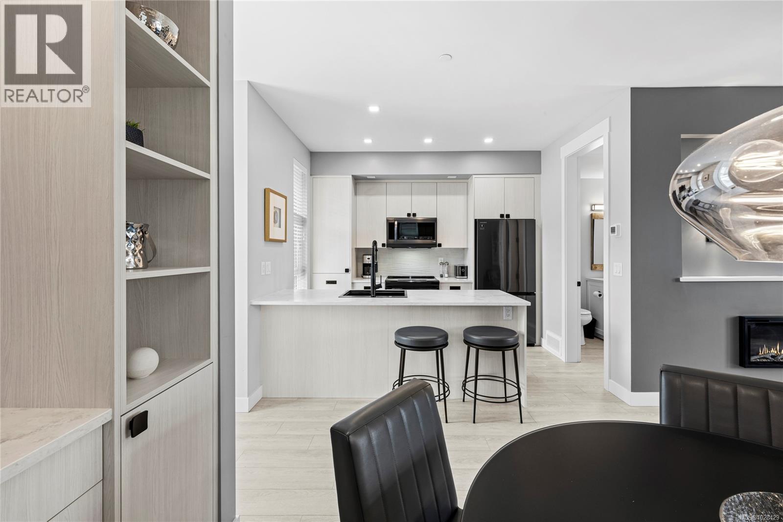 10 1175 Resort Dr, Parksville