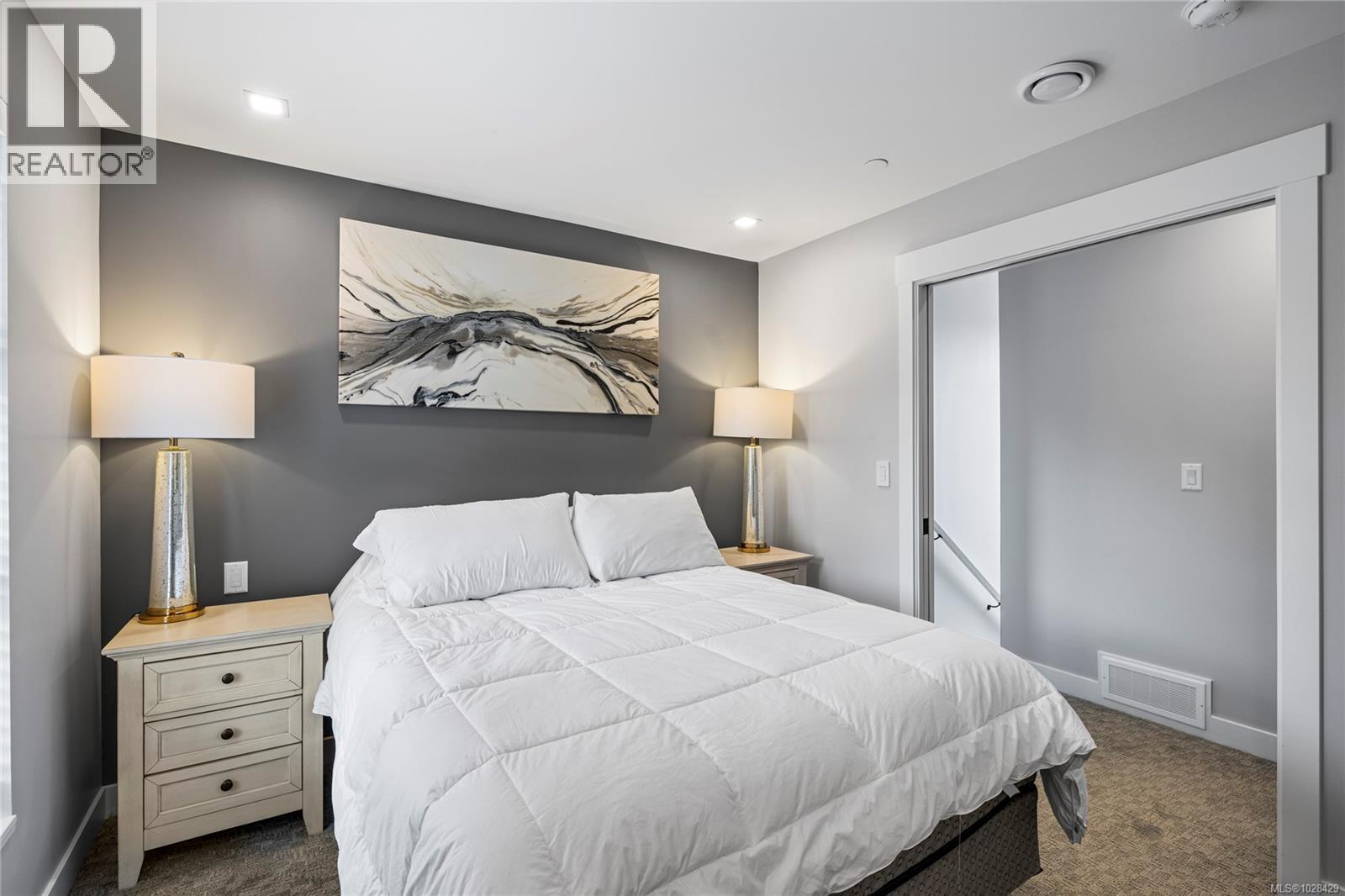 10 1175 Resort Dr, Parksville