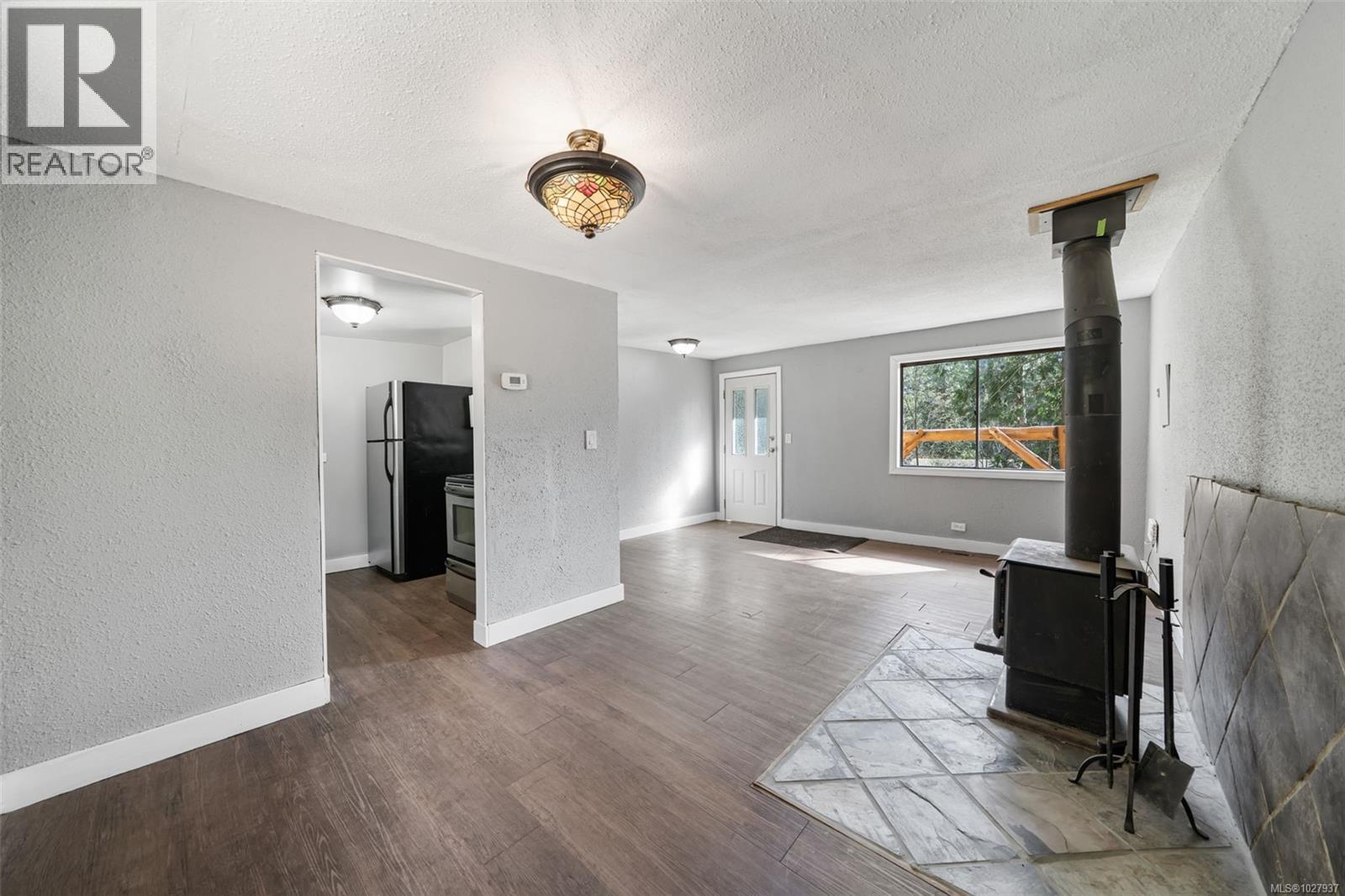 7770 Hemlock Rd, Sooke