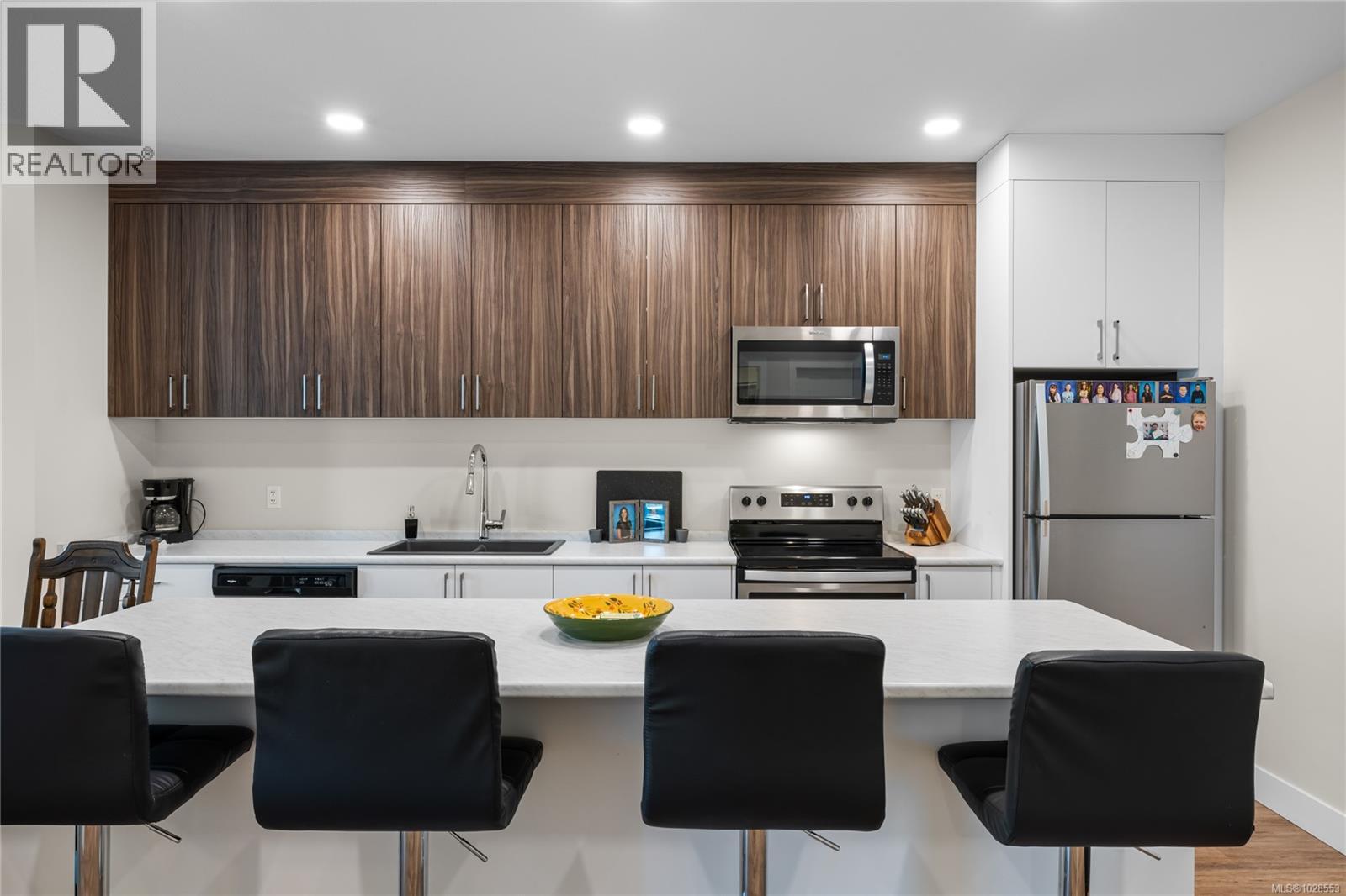 #202 6540 METRAL DR - 4