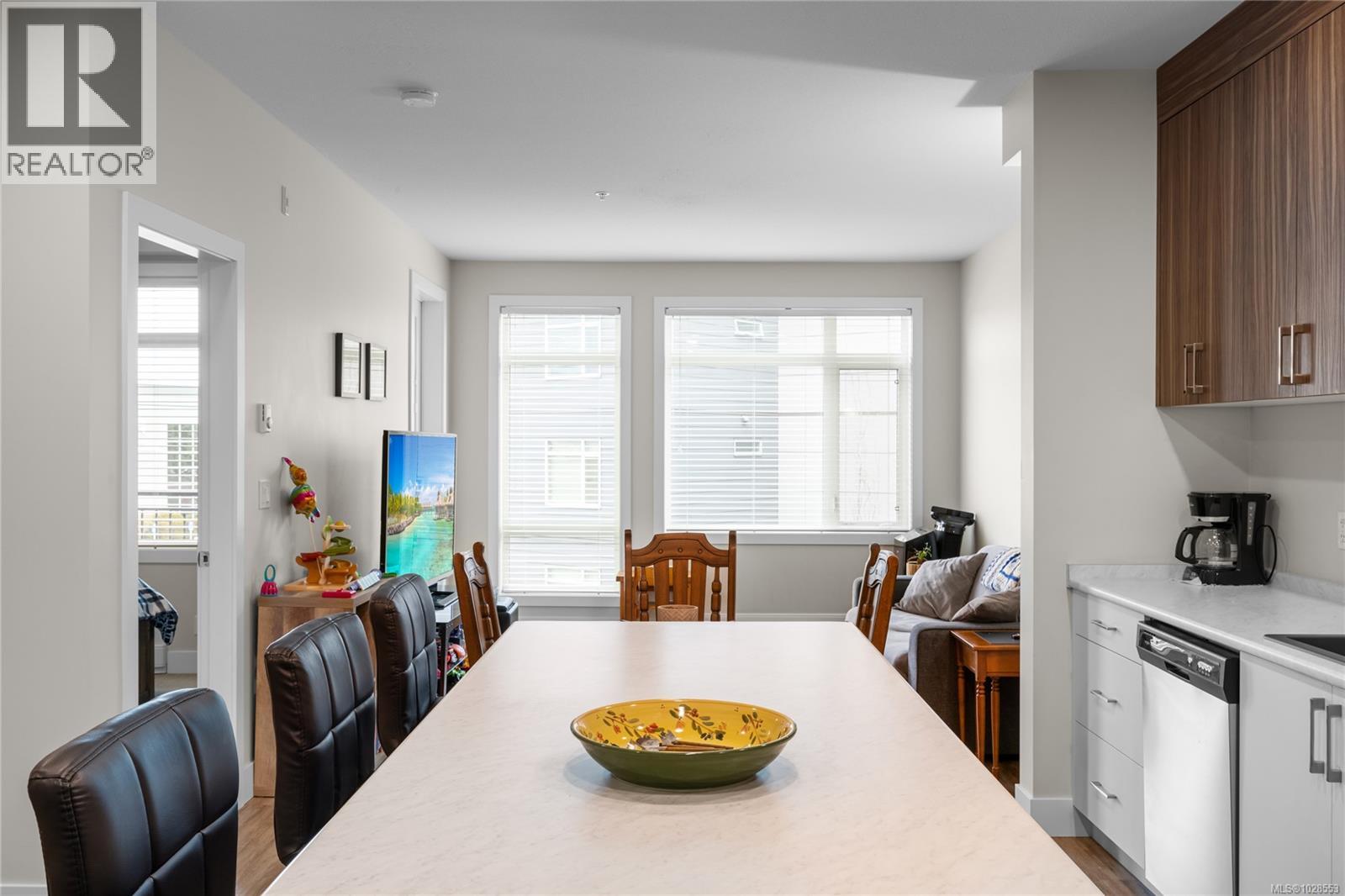 #202 6540 METRAL DR - 5