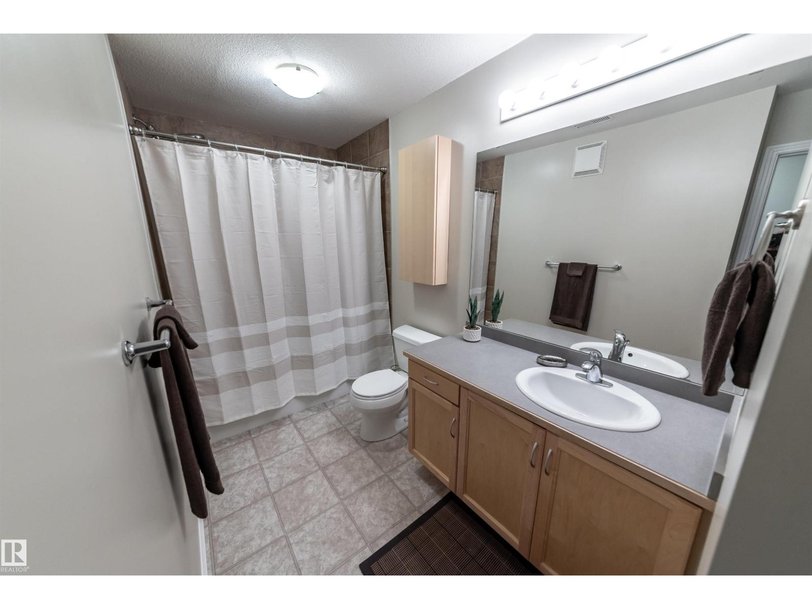 #150 4827 104A ST NW - 20
