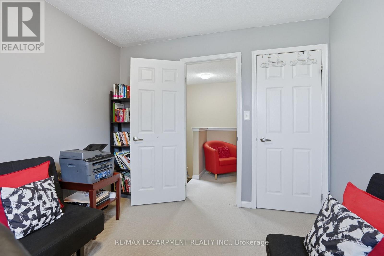 2505 VALLEYRIDGE DRIVE - 35