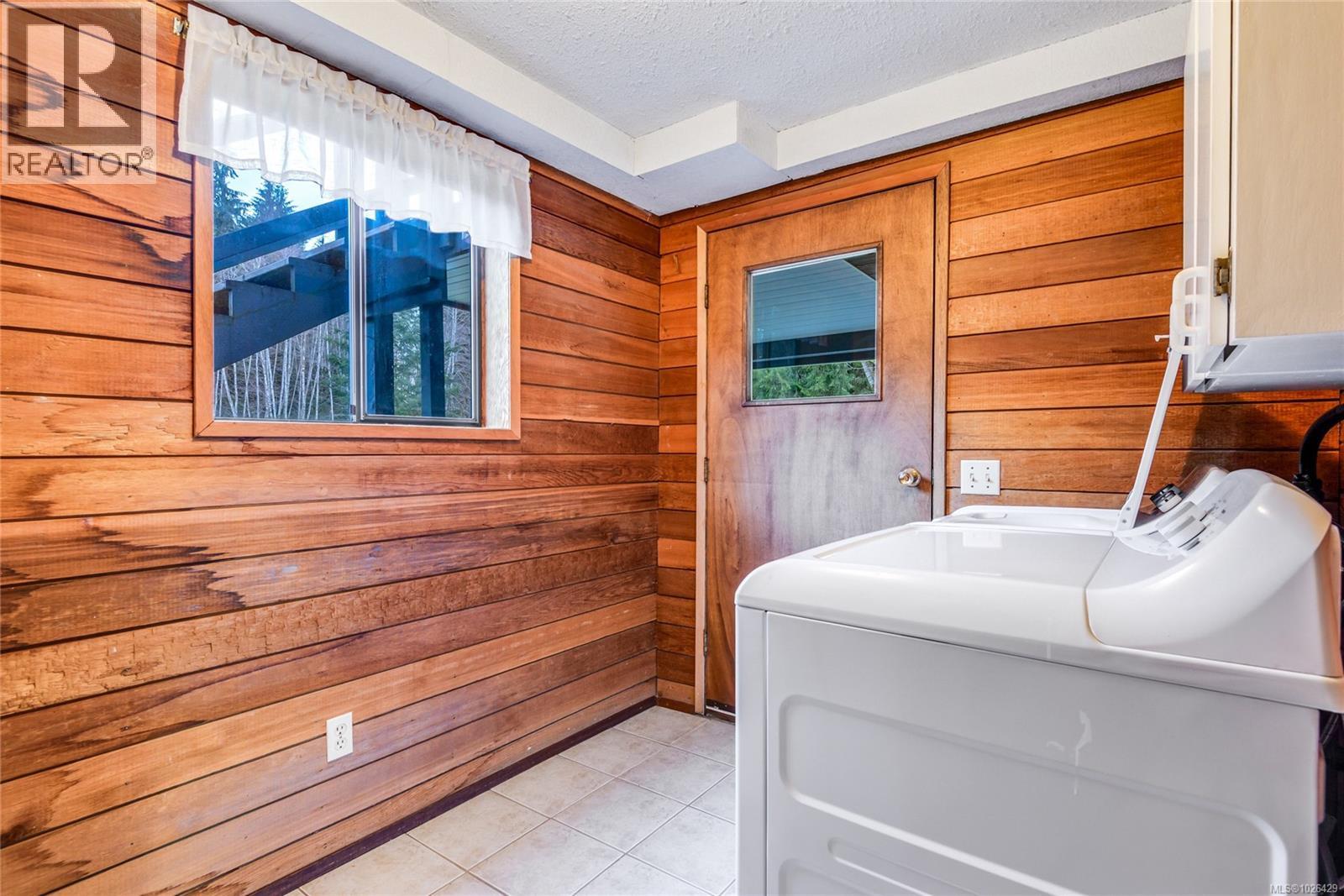 1301 SAYWARD RD - 12