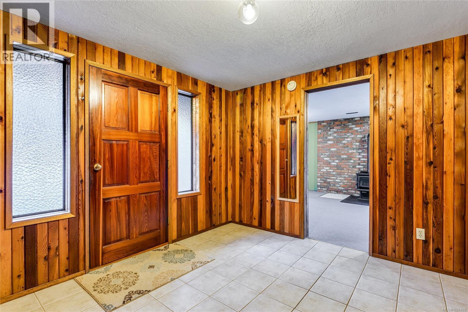 1301 Sayward Rd - 4