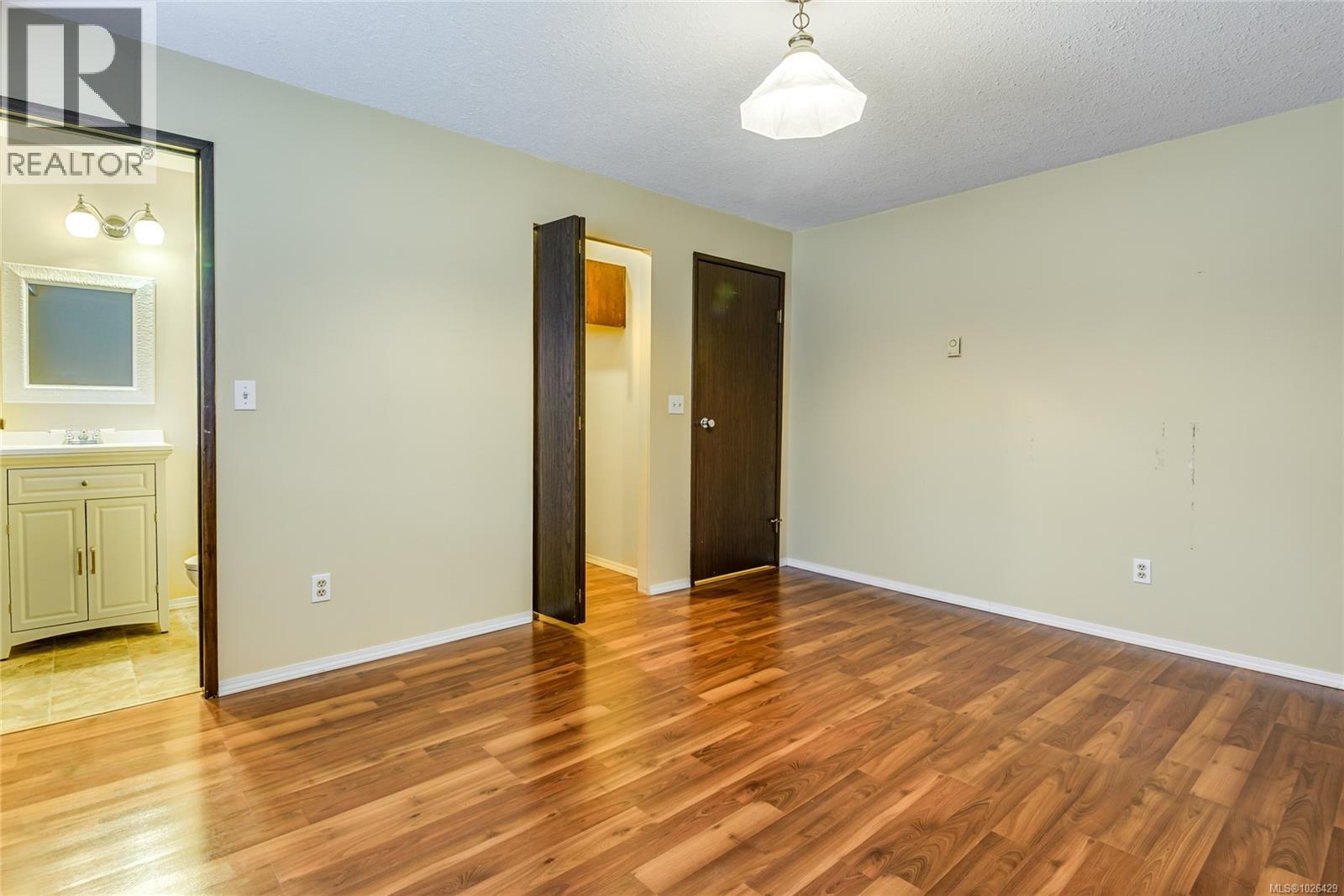 1301 Sayward Rd - 37