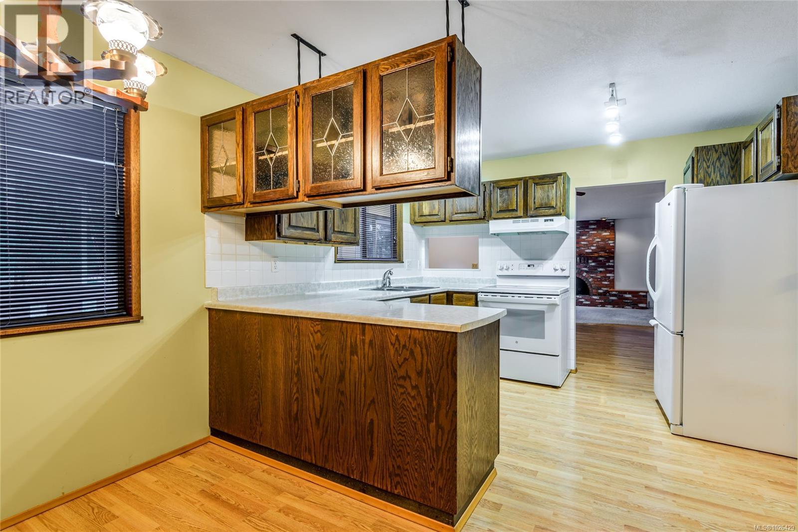 1301 Sayward Rd - 28
