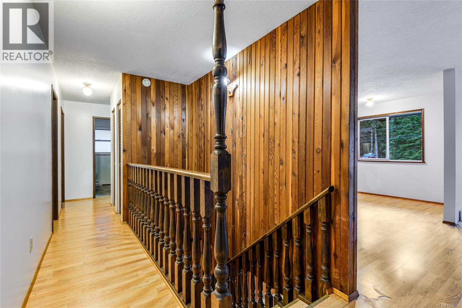 1301 SAYWARD RD - 24