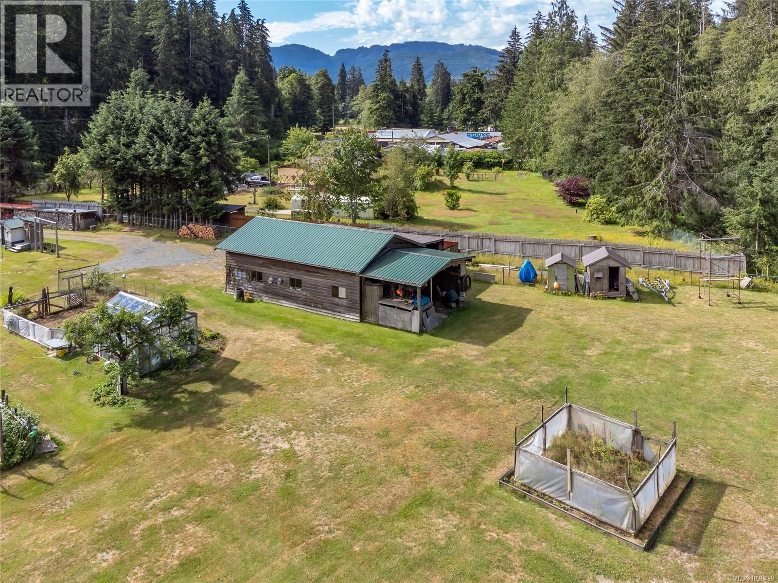1301 SAYWARD RD - 81