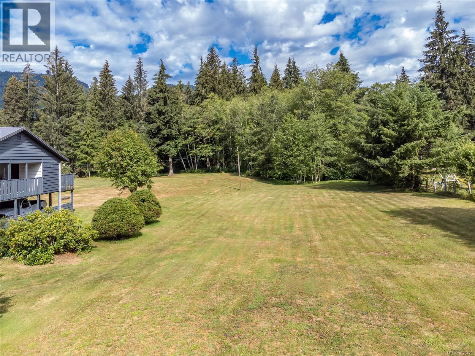 1301 Sayward Rd - 78