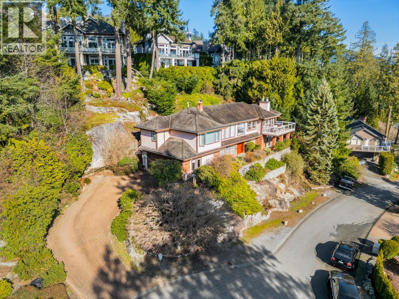 4815 HEADLAND CLOSE, West Vancouver