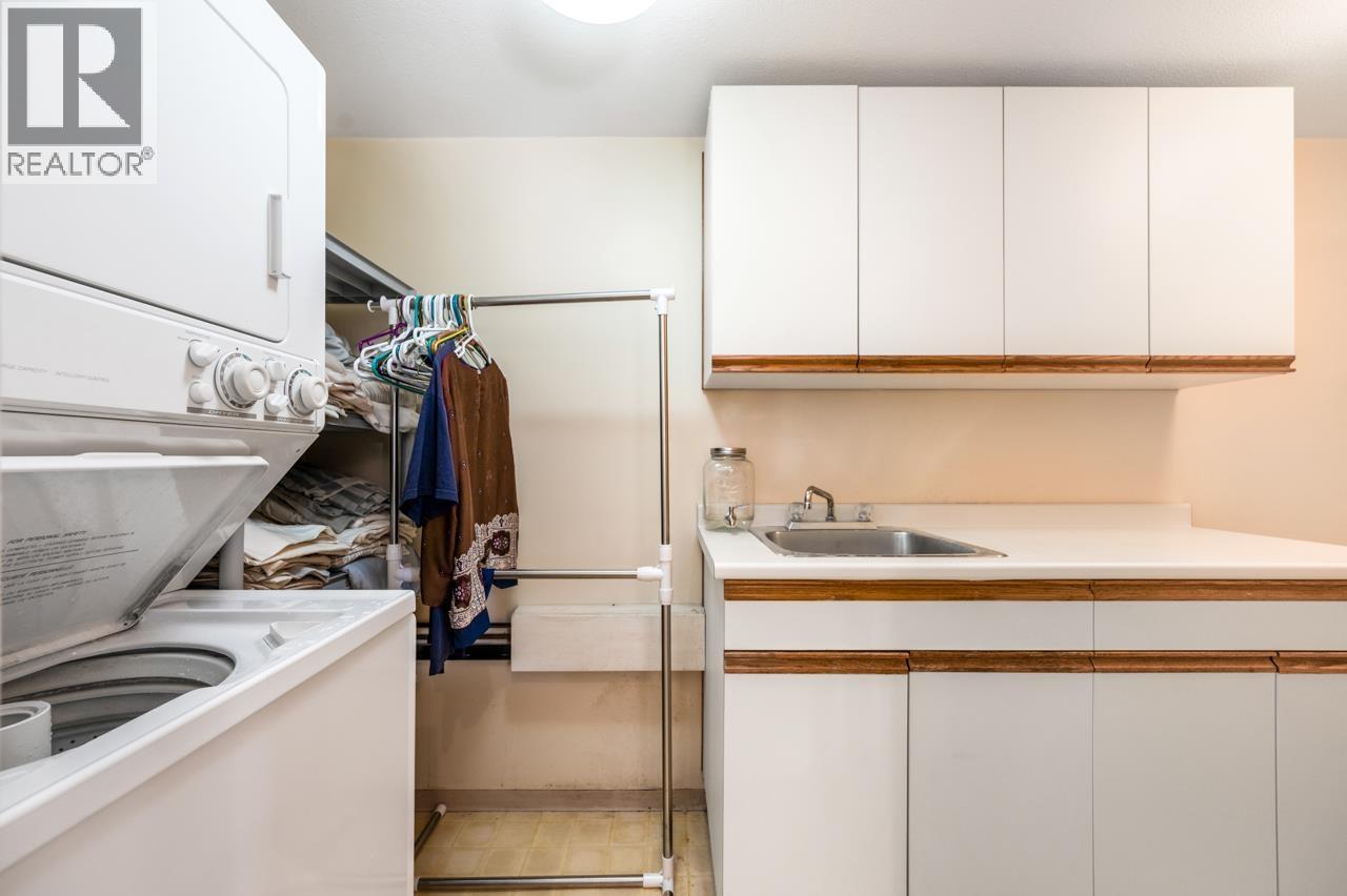 4815 HEADLAND CLOSE, West Vancouver