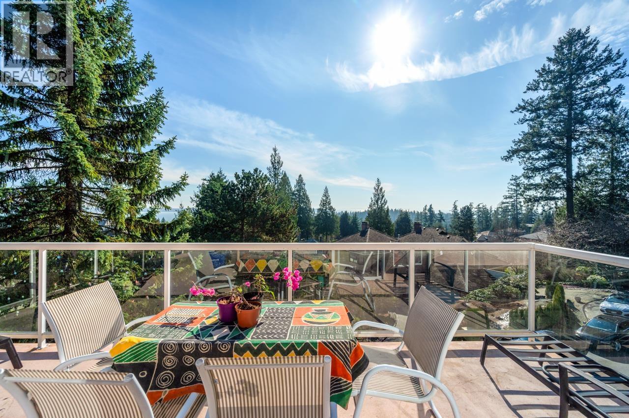 4815 HEADLAND CLOSE, West Vancouver