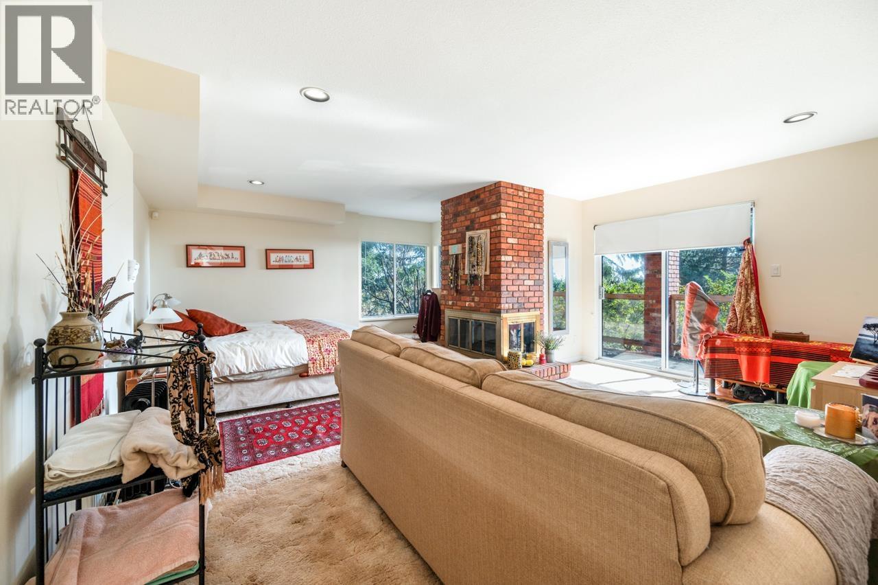 4815 HEADLAND CLOSE, West Vancouver