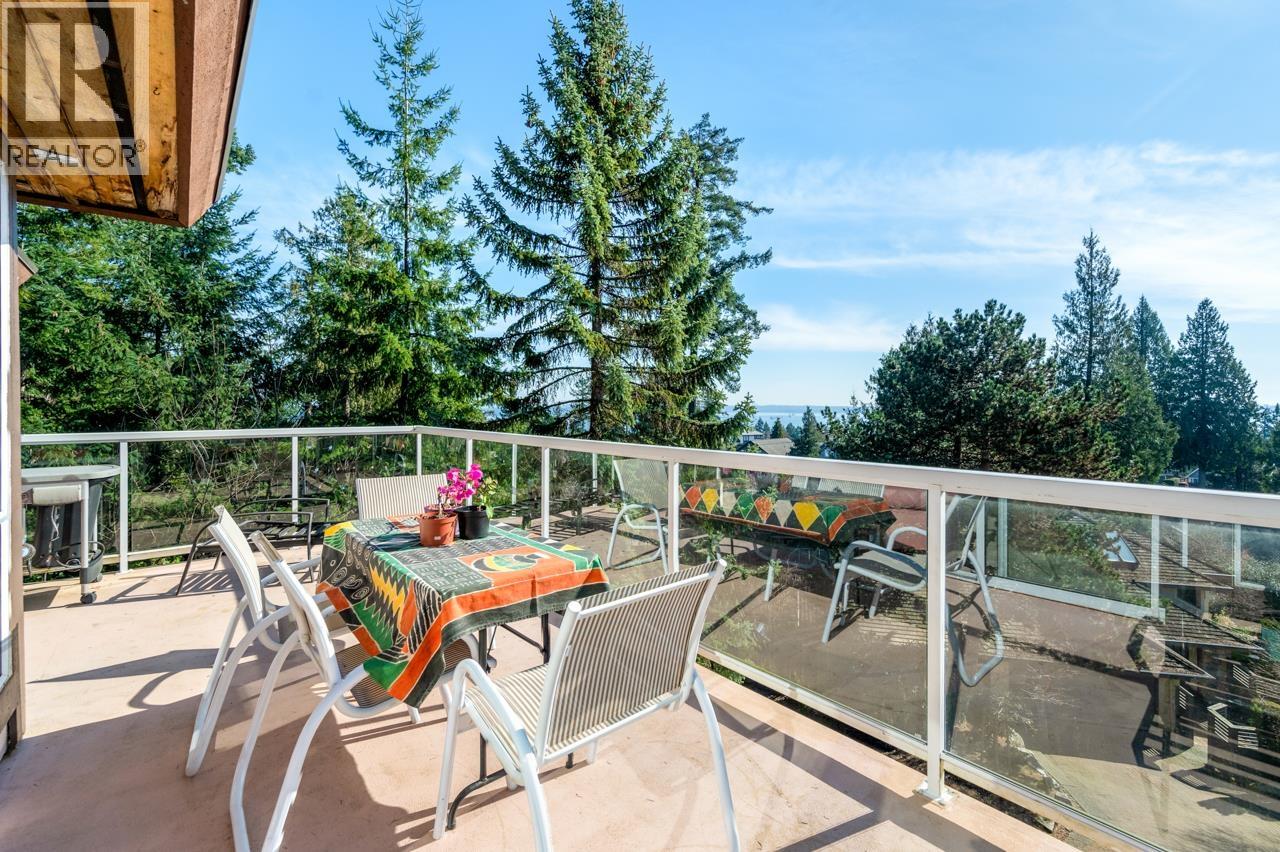 4815 HEADLAND CLOSE, West Vancouver