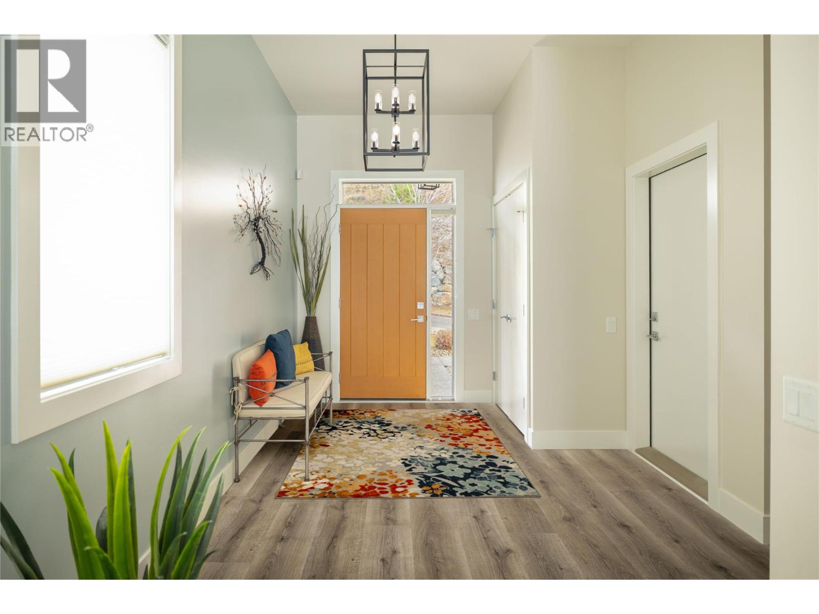  680 Cantina Court, Kelowna