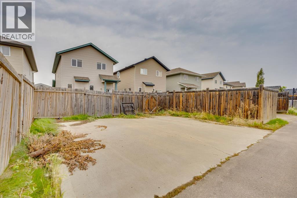 123 Cottonwood Creek Way, Fort McMurray