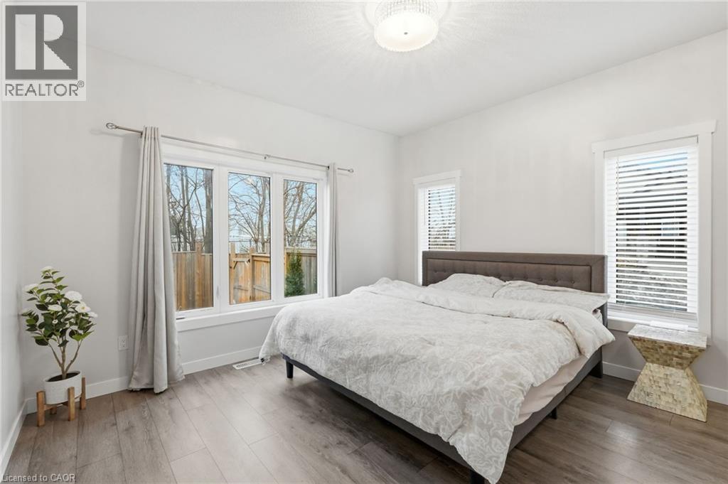 16 BROOKFIELD Lane - 18