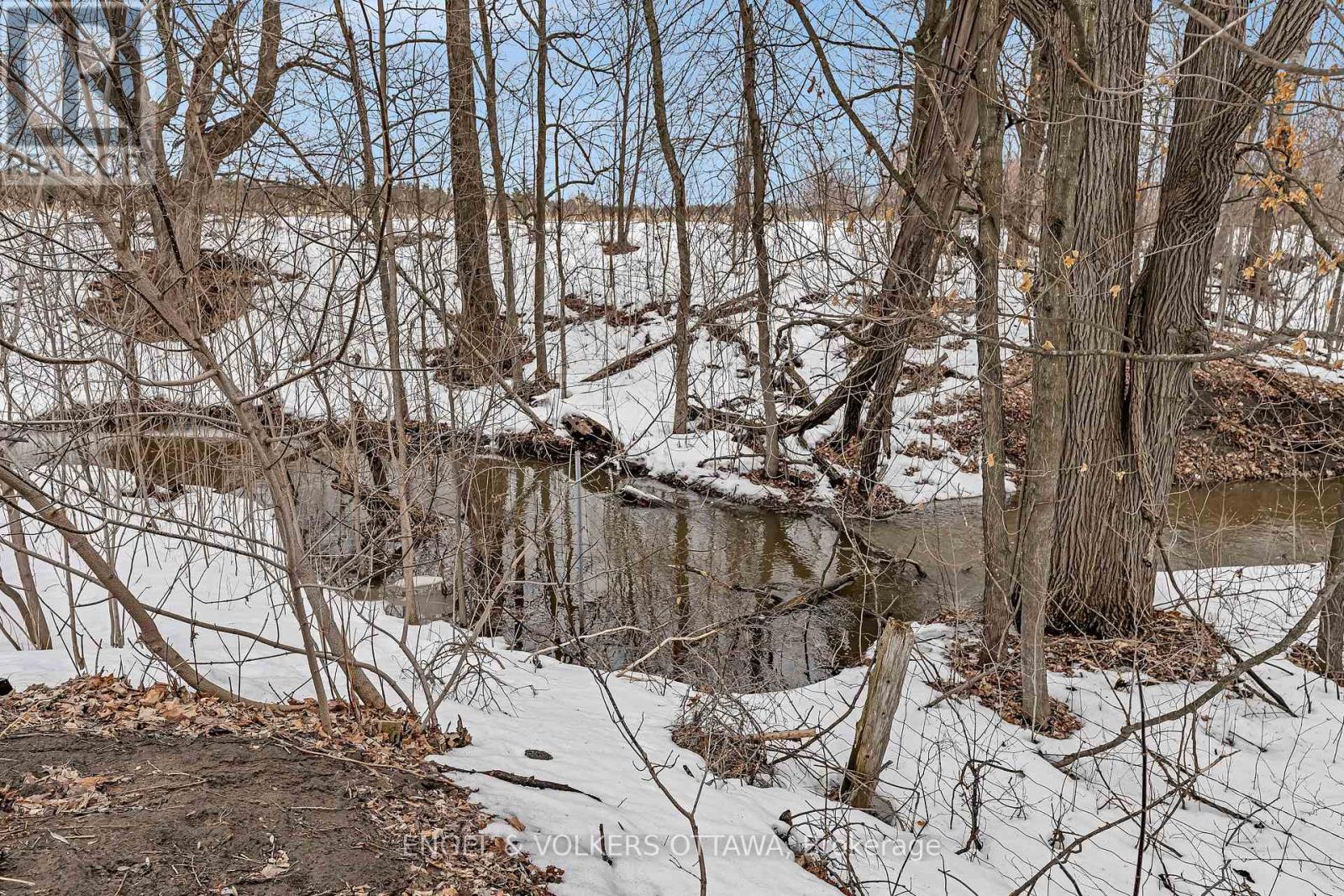 4868 FERRY ROAD, Ottawa, Ontario