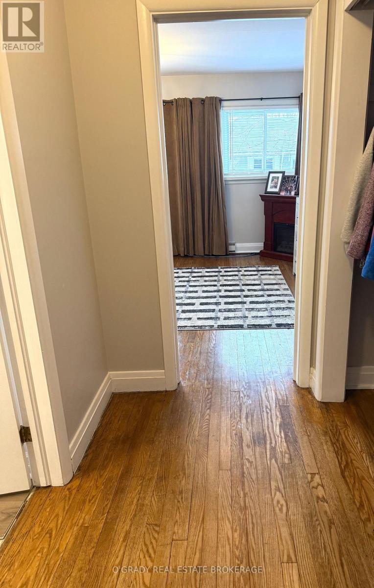 71 NORTH AUGUSTA ROAD - 18